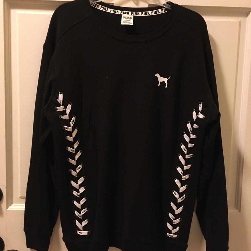 ❌❌SOLD❌❌ BLACK LACE UP SWEATSHIRT SMALL